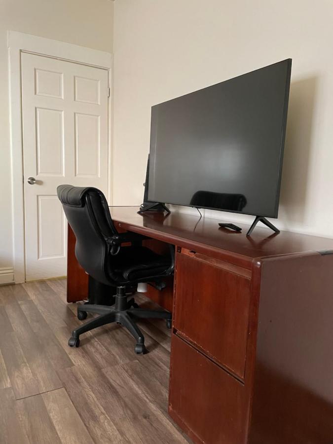 Privatunterkunft Private Angeles - Free Wifi, Ac, Tv, Private Fridge, Kitchen, Near Usc - Exposition Park - Usc Memorial Coliseum - Banc Of California Bmo Stadium - Downtown Angeles Dtla - Of Southern California Usc!!! Los Angeles